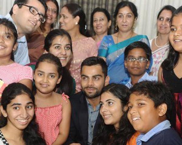  Virat Kohli Family  Photo Brother Sister Father Mother 