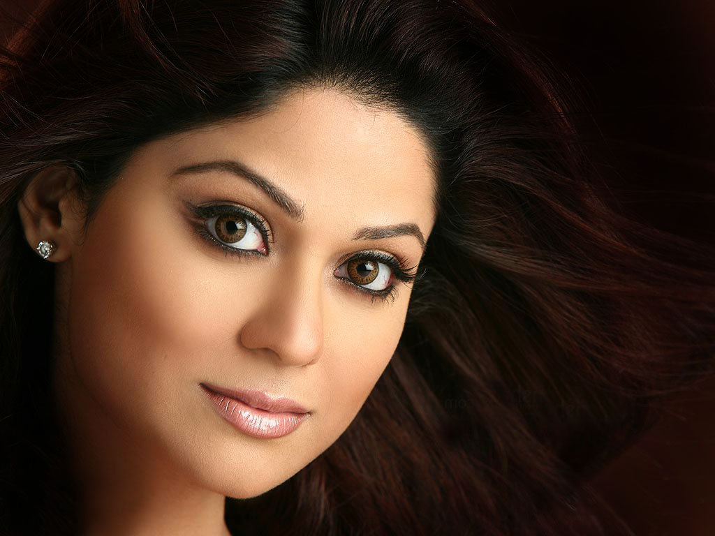 Shamita Shetty Family, Age, Husband, Father and Mother Name, Biography