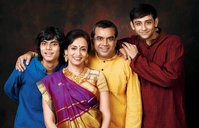 paresh-rawal-family-wife-son-daughter-age-biography