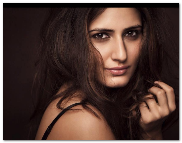 Fatima Sana Shaikh Family, Father Name, Age, Height, Biography