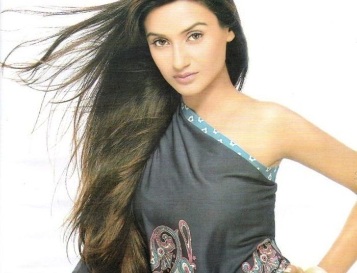 Rati Pandey Family Background Photos, Father, Husband Name, Age, Biography