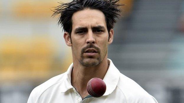 Mitchell Johnson Family Photos, Father, Mother, Wife, Daughter, Age, Biography