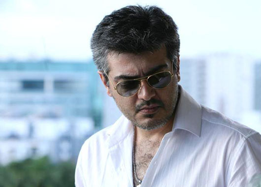Ajith Kumar Family Photos, Father, Mother, Wife, Son, Daughter, Age, Biography