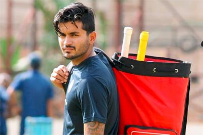 Manish Pandey Family Photos, Wife, Age, Biography
